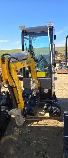 AGT QH13R EXCAVATOR