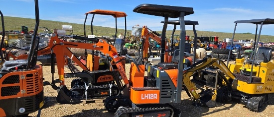 AGT LH12R EXCAVATOR