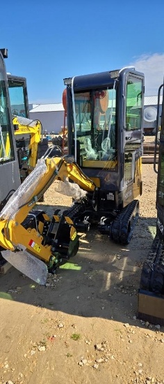 AGT H13R EXCAVATOR