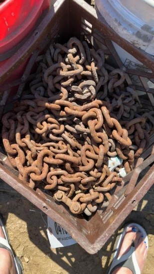 BASKET OF CHAINS