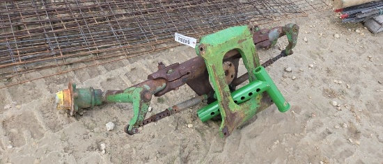 JOHN DEERE 4020  WIDE FRONT