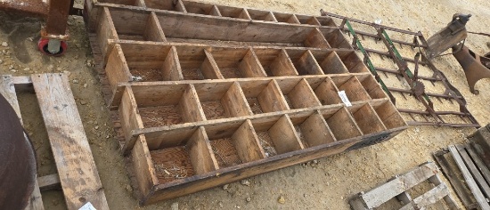 WOODEN PARTS ORGANIZER