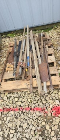 PALLET OF ASSORTED HAND TOOLS