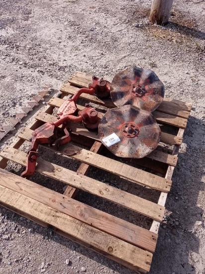 Allis Chalmers no till planter coulter