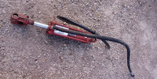 IH sickle mower hydraulic cylinder
