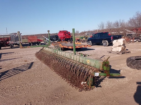 JD 400 rotary hoe