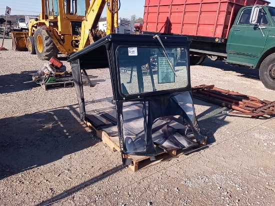 tractor cab New Holland or Cast tractor