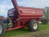 J&M 875-18 Grain cart,