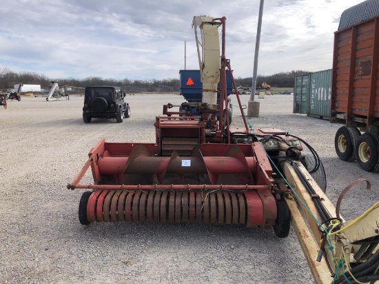 Gehl 800 Chopper with Hay Head