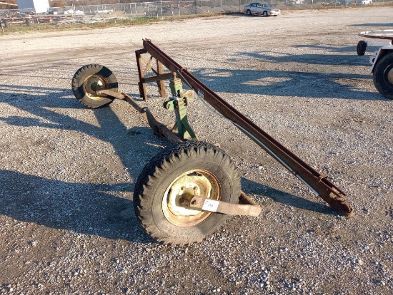 Estas tag behind trailer hitch