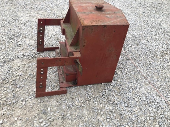 IH Front End Mounted Fuel Tank