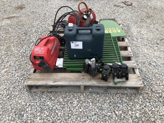 Pallet of misc parts