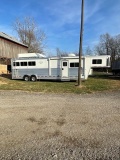2015 Logan Coach 812 Living Quarters trailer - VUT