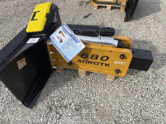 AGT Skid Steer Hydraulic Hammer SSHH68023081902A