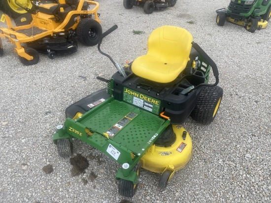 JD Z335E Zero Turn Mover +