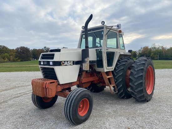 2590 Case Farm Tractor