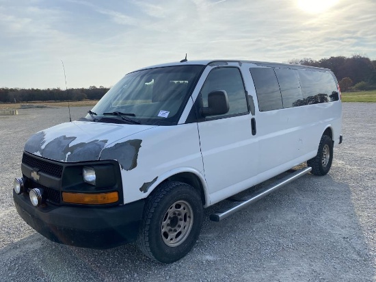 2011 Chevrolet Express Van, VUT
