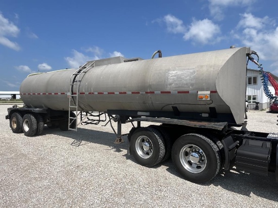 1964 Custom 6000-gal aluminum tanker trailer VUT Wilson Closeout 217-620-9660