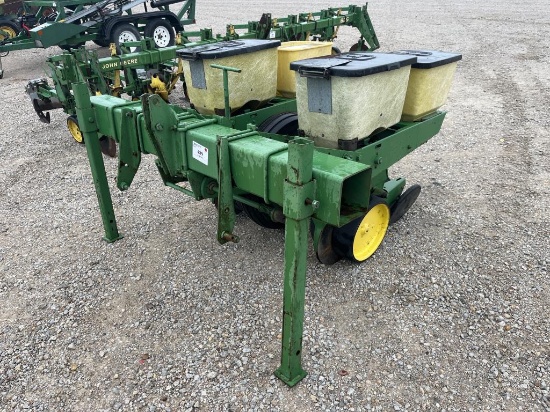 John Deere 2 Row Planter 3 Pt Hitch * Morefield Closeout  309-824-7917