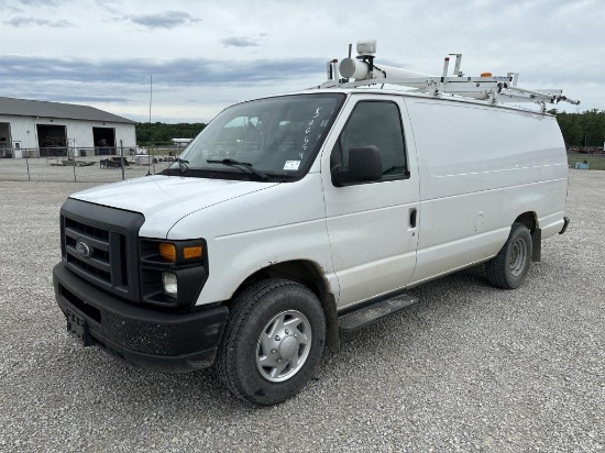 2013 Ford  E350 Van VUT