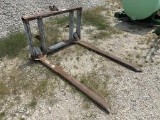 Gray Round Bale 3 Pt Fork