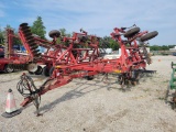 Case IH 4800 Field Cultivator *