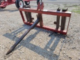 Bale Spear for JD 260 Loader *