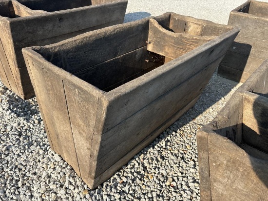 Hay Feeder with Grain Box
