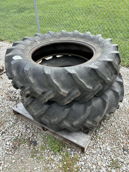 Allis Chalmers WD 45 - Goodyear 18.4-26