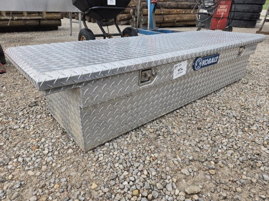 Aluminum tred Plate Tool Box w/ Lock and Key