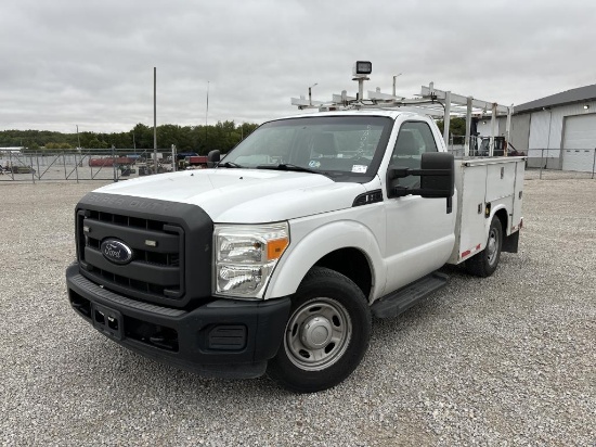 2012 Ford F250 Enclosed Service Body VUT