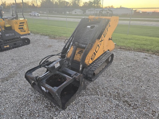 Boxer TL 224 ride on skid steer, honda engine