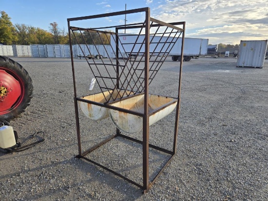 Raised Bunk Feeder