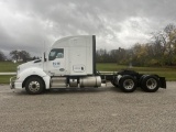 2015 Kenworth Semi Truck VUT.
