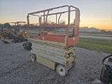 JLG 2632E2 Sizzor Lift