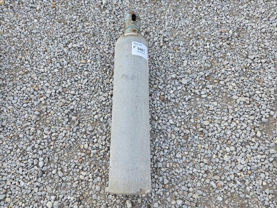 oxygen tank