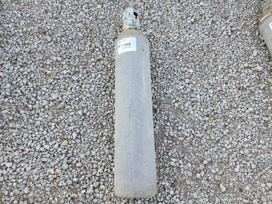 oxygen tank
