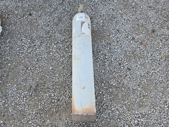 oxygen tank