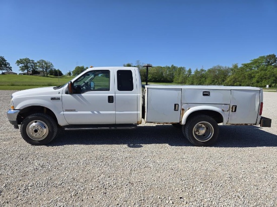 2003 Ford F450 Super Duty VUT