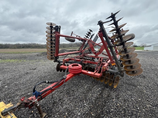 IH 496 24’ Disk *