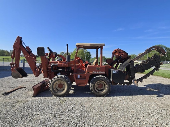 Ditch Witch 2000 Model 8020