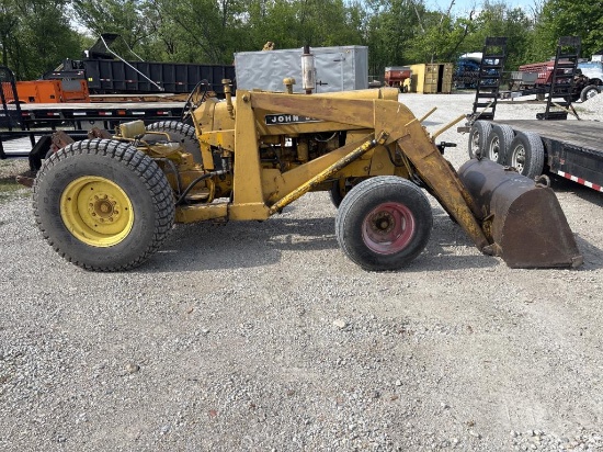 John Deere 440 I Loader Tractor