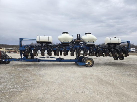 2011 Kinze 3660 *