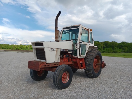 Case 1370 tractor *