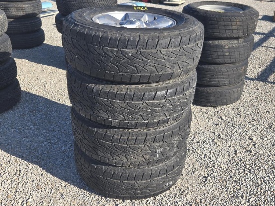 Rims and Tires (4): P26570R17