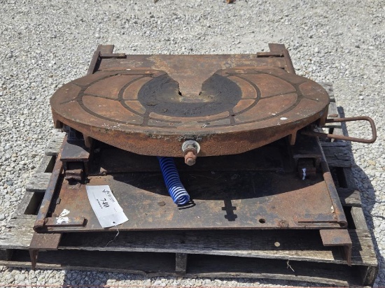 Fifth Wheel Semi Hitch