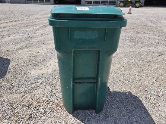 Commercial Grade Garbage Toter