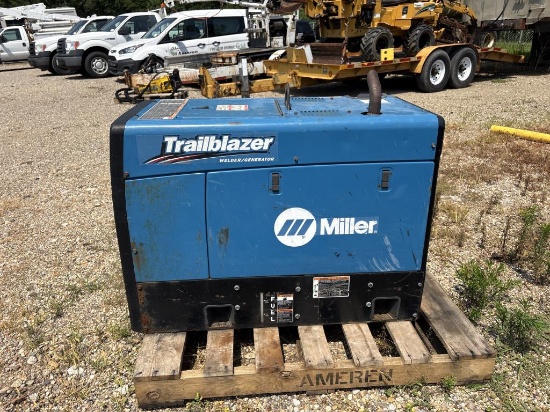 Miller Trailblazer 325 Generator Welder ++