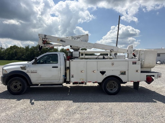 2016 Dodge Ram 5500 HD aerial VUT