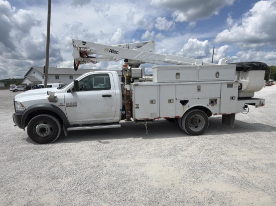 2016 Dodge Ram 5500 Ariel truck VUT
